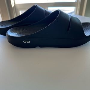 Mens OOFOS slide